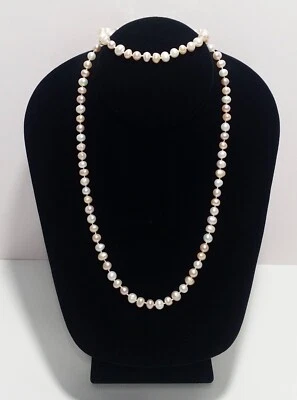 Juego de collar y pulsera de perlas crema genuinas con cierre de plata de ley Foto 1 de 4