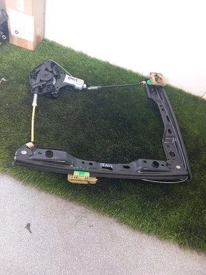 Regulador ventana N/S lado pasajero delantero izquierdo original Volvo V40 96490 #15H12 Foto 1 de 4