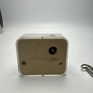 Wind Up Music Box ~ "Sesame Street Theme" - Picture 1 of 4