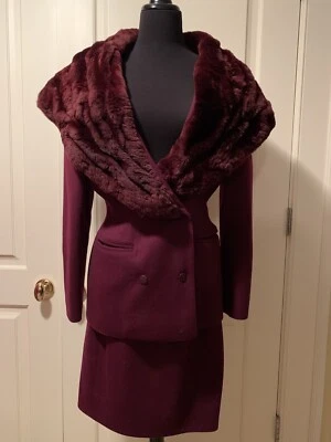 Falda y chaqueta Claude Montana con cuello de piel color arándano **Hecha en Italia**Talla 4 Foto 1 de 4