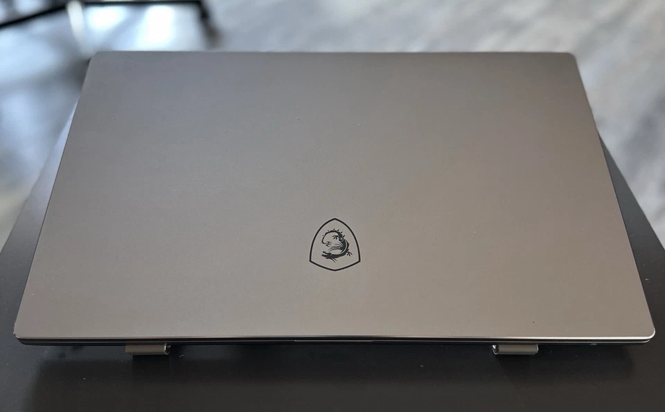 Notebook MSI P75 Creator 9SF-1213IT i9 4,8 GHz 32GB 1TB SSD RTX 2070 Max 8GB - Immagine 1 di 4