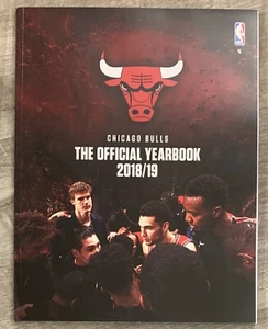 CHICAGO BULLS, 2018-2019 OFFICIAL TEAM YEARBOOK IN EXCELLENT CONDITION ! WOW ! - Picture 1 of 1