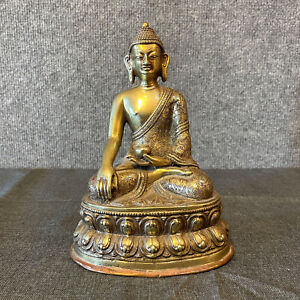 Chinesisch-tibetischer Buddha Shakyamuni aus Kupfer/Bronze, 20 Jahrhundert