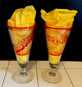 Vintage Las Vegas Barware Show Girls Casino Souvenir Textured Beer Glasses - Picture 1 of 17