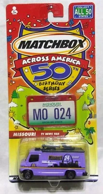 MK Matchbox - 2001 Across America - #24 - Furgoneta de noticias de TV - Púrpura - Missouri Foto 1 de 3