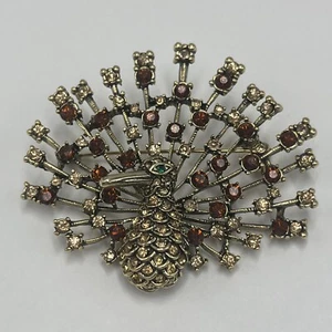 Vintage Peacock Brooch with simulated gemstones Amber, Champagne w/Green Eye - Picture 1 of 6