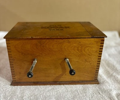Tanque de película Kodak de colección modelo-B2 Eastman Kodak Co. caja de madera lengua y ranura Foto 1 de 4