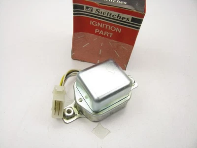 Регулятор напряжения Switches Inc VR152 для 1973 Datsun 510 1973-74 610 1974 710 - Изображение 1 из 4