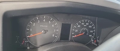 Nissan NV 2500 2016 OE velocímetro calibre clúster 94 k millas Foto 1 de 4
