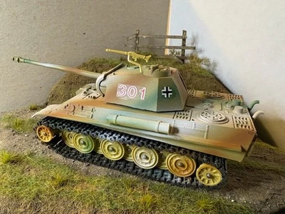 Tanque Pantera Alemana Solido patrón camuflaje, 1/50 (?) Foto 1 de 2