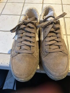Gently Used Pair Of Shoes By Dr. Scholl - Picture 1 of 5