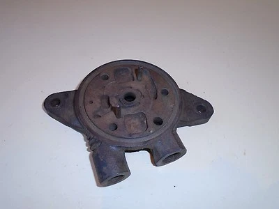 Adaptador BASE BOMBA DIRECCIÓN ASISTIDA del generador Delco Remy Chevy 58-1959 57-59? Foto 1 de 4