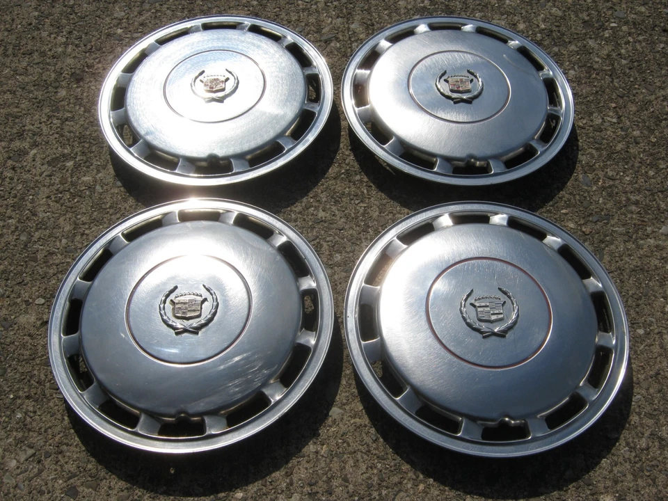 1989 to 1992 Cadillac 15 inch hubcaps wheel covers - Image 1 of 4