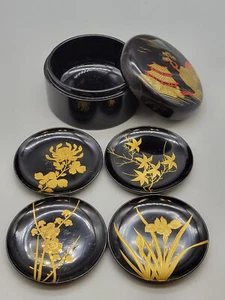 Japanese Lacquer Wood Box with 4 Tea Plate Set  - Picture 1 of 6