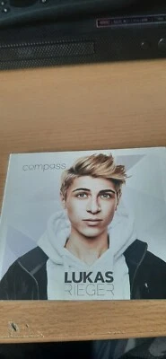 Lukas Rieger: Compass/CD-Album/Akzeptabler Zustand  - Bild 1 von 3