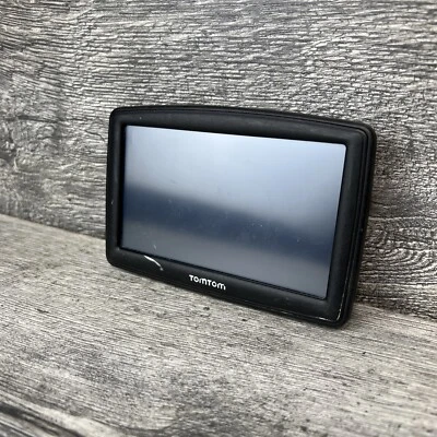 TOM TOM START MODEL 5" INCH GPS NAVIGATION SYSTEM - TESTED - Image 1 of 4