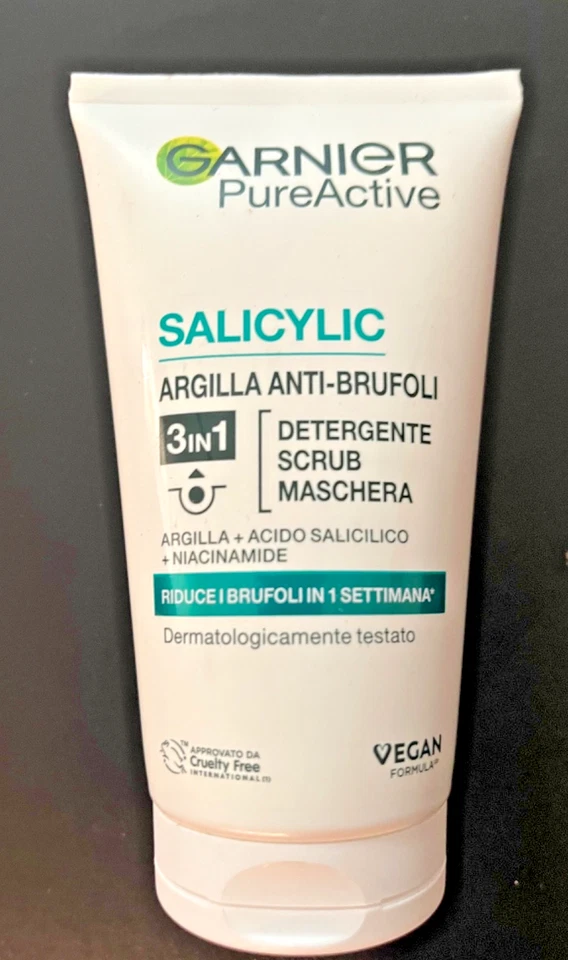 Garnier Skin Active Pure Active 3 in 1 Clay Wash Scrub Mask 150毫升 全新 包装 — 第 1/2 张图片