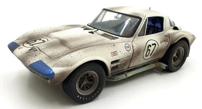 Exoto 1/18 scale RLG19021FL - Corvette Grand Sport coupe 1964 America 500 #67 - Image 1 of 4
