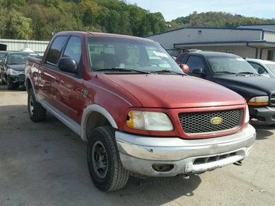 Fuse Box Engine Heritage VIN L 8th Digit 2V Fits 00-04 FORD F150 PICKUP 1750122 - Image 1 of 4