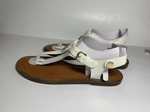 Tommy Hilfiger Womens Bennia Faux Leather Flat Thong Sandals Shoes BHFO 9832 - Picture 1 of 13