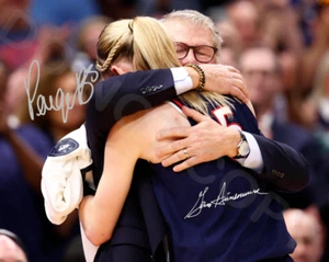 Paige Bueckers / Geno Auriemma Auto 8x10 signed Reprint Photo UCONN Auto Champs - Bild 1 von 1