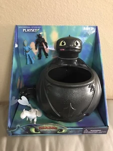 NEW Universal Dreamworks How To Train Your Dragon 3 Toothless Light Fury Playset - Picture 1 of 4