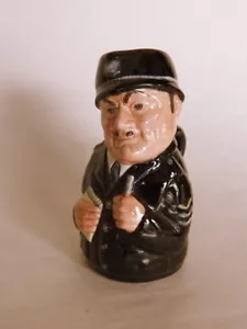 VINTAGE ROYAL DOULRON "THE POLICEMAN" MINI TOBY JUG - Picture 1 of 1