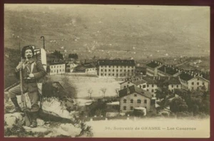 SOUVENIR DE GRASA FRANCE LES CASERNES POSTAL VINTAGE CP 103020 P - Imagen 1 de 2