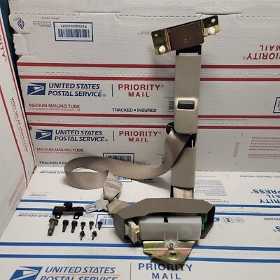 ✅97-99 CINTURÓN DE SEGURIDAD DELANTERO PASAJERO DERECHO CADILLAC DEVILLE D'ELEGANCE OEM Foto 1 de 4