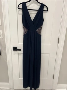 BCBG MaxAzria 'Hasani' ~ Navy Crepe Embroidered Plunge Side Slit Gown 4 - Picture 1 of 8
