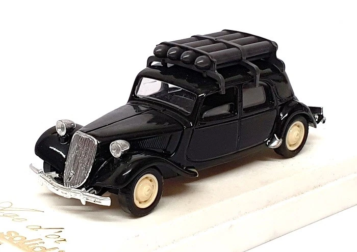 Solido 1/43 Scale Diecast 4115 - Citroen 15cv Gaz - Black - Image 1 of 4