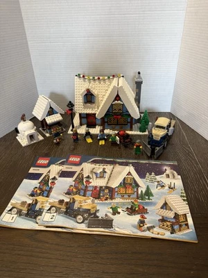 LEGO Creator Expert: Winter Village Cottage (10229) 99% Complete W/ Manual - Image 1 of 4