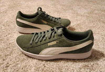 Tenis PUMA Smash de gamuza de caña baja verde oliva para mujer talla 5,5 Foto 1 de 4