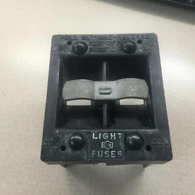 MARTILLO CORTADOR 60 AMP LUZ FUSIBLES PANEL FUSIBLE EXTRAÍBLE Foto 1 de 2