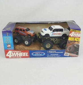 Muscle Machines Petersen's 4 Wheel & Off-Road Motorized Ford Truck Set NIB - Picture 1 of 9