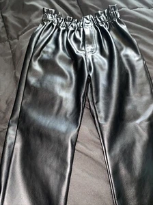 Zara GIRLS Sz 4-5 YEARS Black Faux Leather Pants NWT - Picture 1 of 6