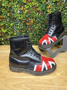 Dr. Martens 10950 Union Jack Flag 8 Eye Leather Boots Shoes Men 6 Women 7 - Picture 1 of 10