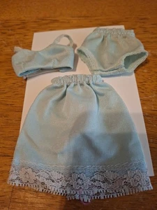 VINTAGE BARBIE CLONE Unterwäsche/Dessous Set Pastell Blau Unterwäsche BH Slip - Bild 1 von 8