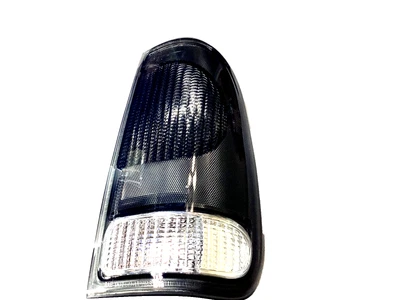 Luz trasera ahumada derecha Ford F-150 F150 F250 F350 Super Duty B6 1997-2003 1997-2003 Foto 1 de 4