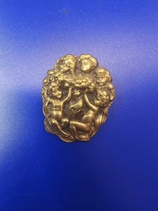 Joseff of Hollywood Vintage Brosche "Repousse" Cherub - Bild 1 von 3