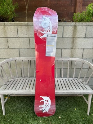 Yes Greats Snowboard 159 new - Image 1 of 4