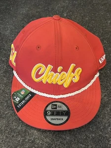 Cappello Kansas City Chiefs NFL SnapBack 9Fifty New Era Ufficiale 1960 Sideline🔥 - Foto 1 di 18