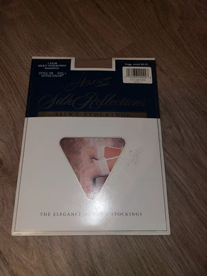 Medias de liga de colección nuevas 1 par Hanes seda reflejos sandalia talla 1 Foto 1 de 4