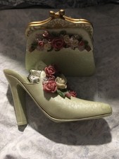 Dezine Hand Painted Resin Mini Shoe And Purse Signed By Dezine