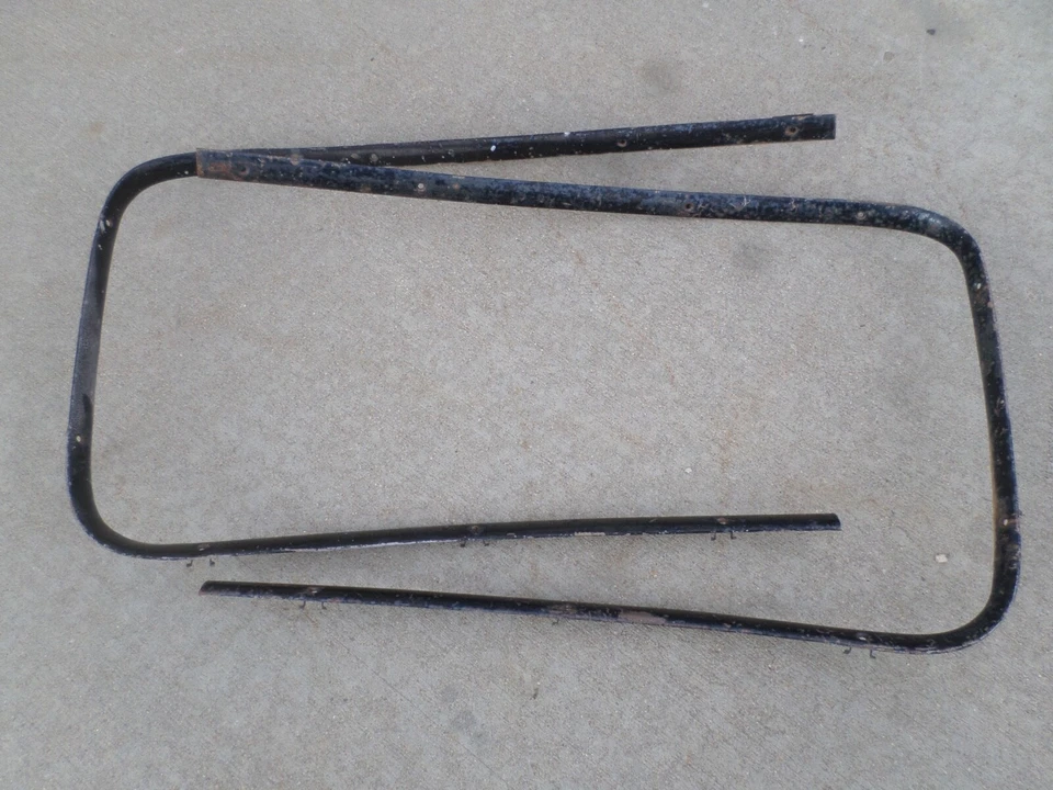 1949 1950 Chevrolet Styleline 1951 1952 Door Frame Garnish Trim Window GM Deluxe Foto 1 de 4