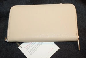 New Thirty One All About the Benjamins - Warm Sand Smooth Pebble wallet - Picture 1 of 2