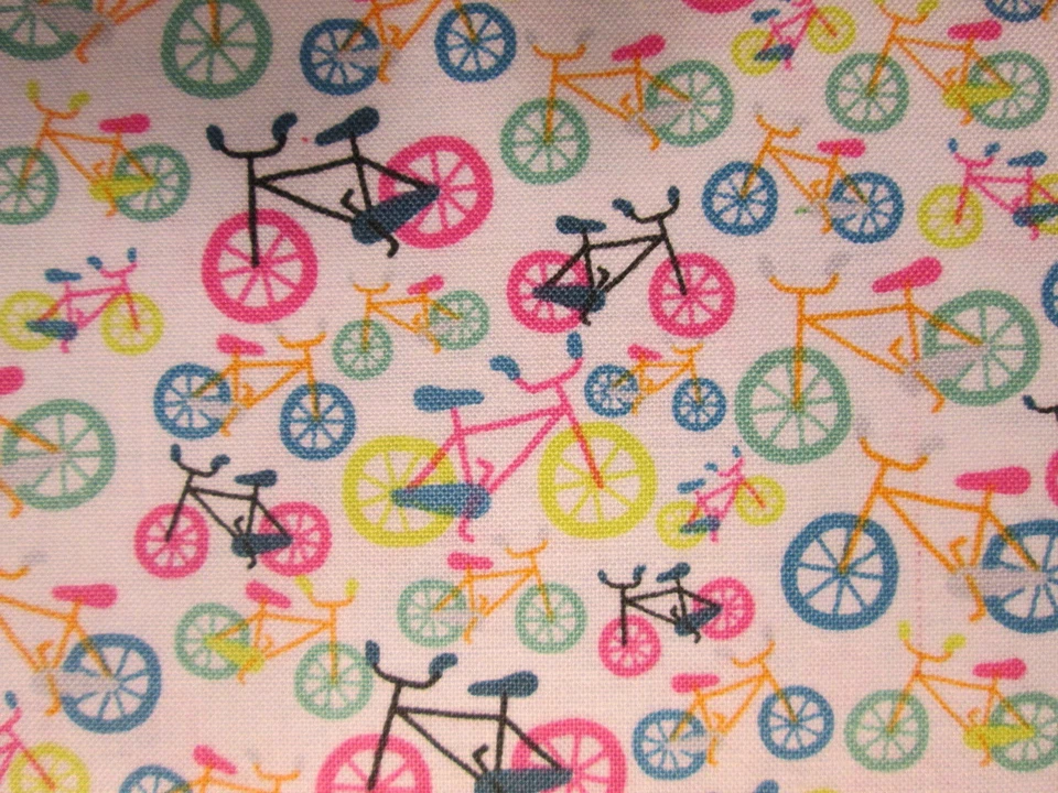 BICYCLES LGE SMALL BRIGHT BICYCLE PASTELS BIKE COTTON FABRIC FQ - Image 1 of 4