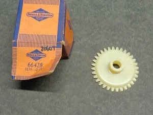 Briggs & Stratton Engine 66428 IDLER GEAR GENUINE OEM Closeout - Bild 1 von 1
