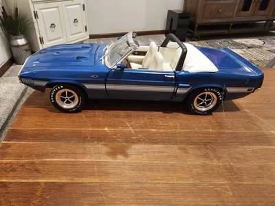 American Muscle 1:18 Die Cast 1969 Shelby GT 500 sin caja Foto 1 de 4