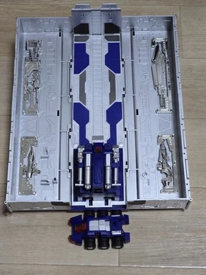 Transformers FansProject Parallax TFX-02 G3 Optimus Prime TRAILER - Image 1 of 4
